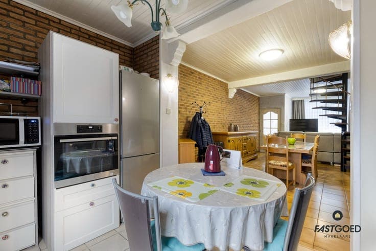 Verzorgde woning met terras aan Fluweelpark