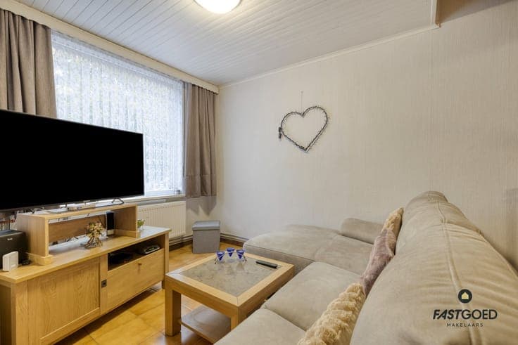 Verzorgde woning met terras aan Fluweelpark