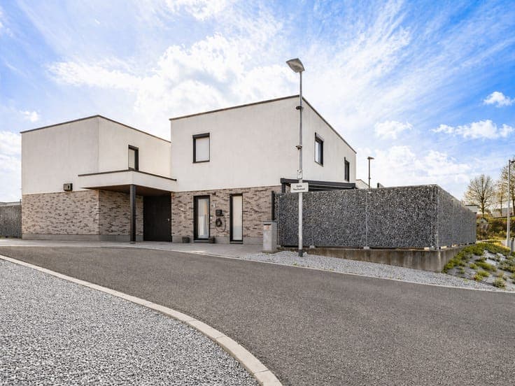 Energiezuinige woning met 3 slaapkamers op topligging in ...