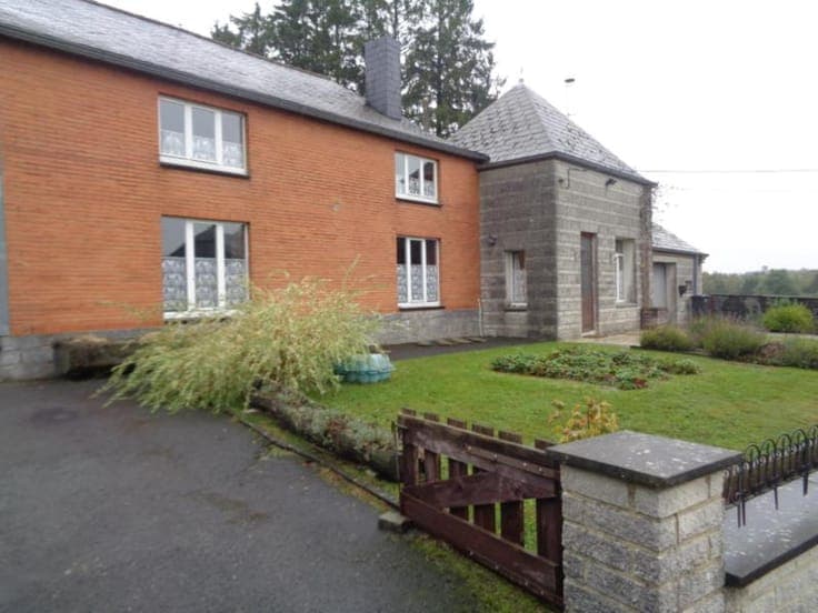 House in Cul-des-Sarts