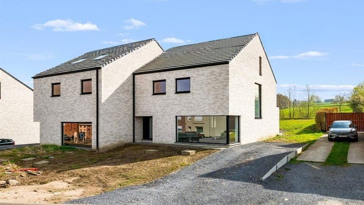 Zeer ruime woning met 4 slpks en tuin