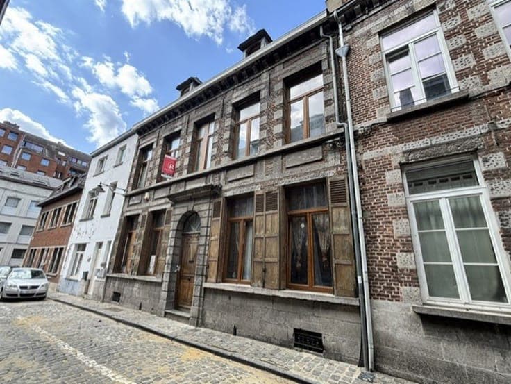 Investment property - Mons intramuros