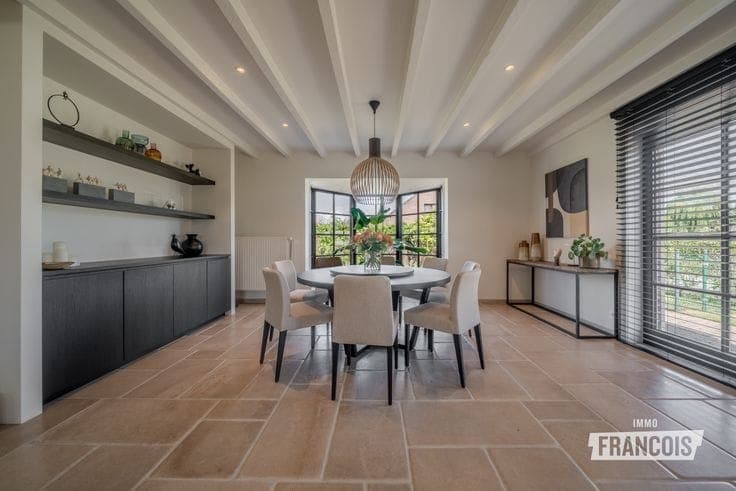 Stunning five-bedroom villa for sale in Wenduine!
