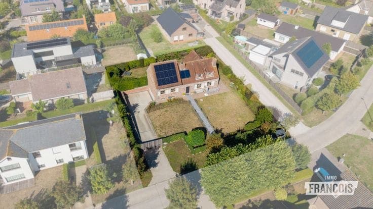 Stunning five-bedroom villa for sale in Wenduine!