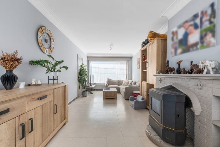 Move-in-ready family home for sale in Deerlijk