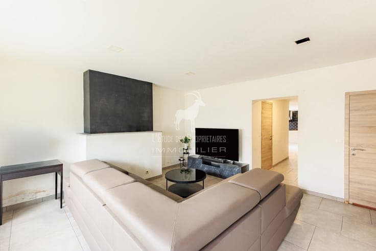 House for Sale in Ciply