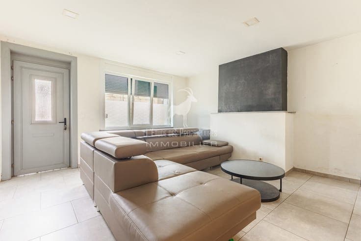 House for Sale in Ciply