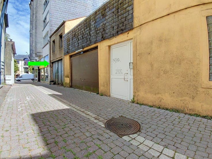 multifunctional building