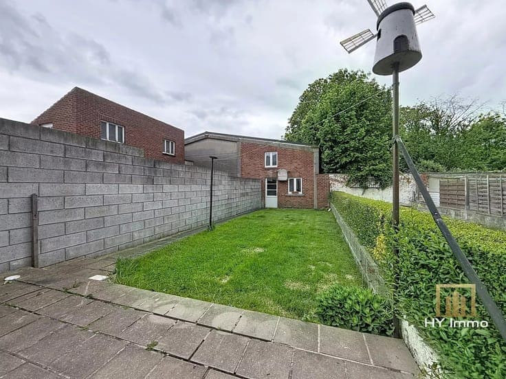 Sale - House Charleroi - 169,000 €