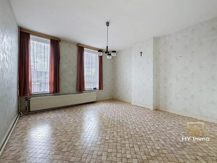 Sale - House Charleroi - 169,000 €