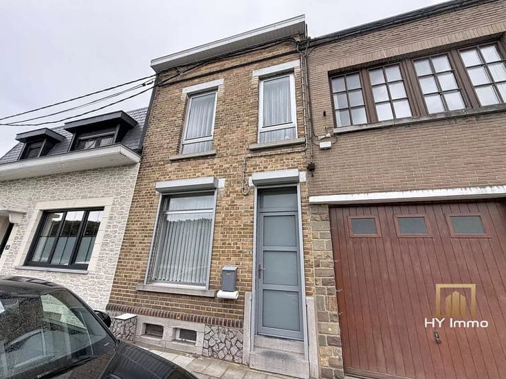 Sale - House Charleroi - 169,000 €