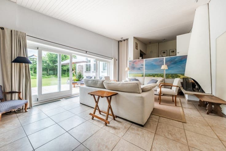 Superb modernist villa – Sept Fontaines Golf Club