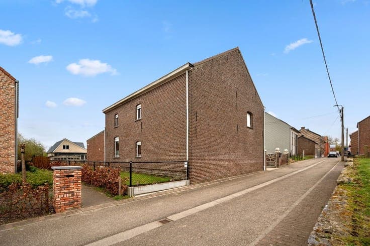 House in Wommersom