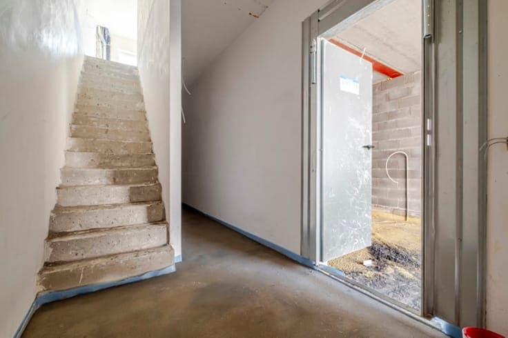 Maison neuve 3 façades de 214 m² avec terrasse et garage