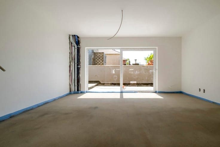 Maison neuve 3 façades de 214 m² avec terrasse et garage