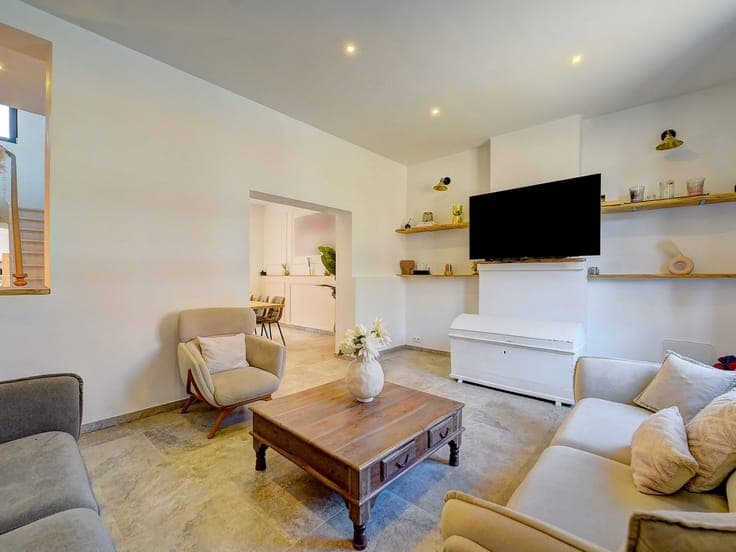 Renovated house with a lovely garden in Overijse!