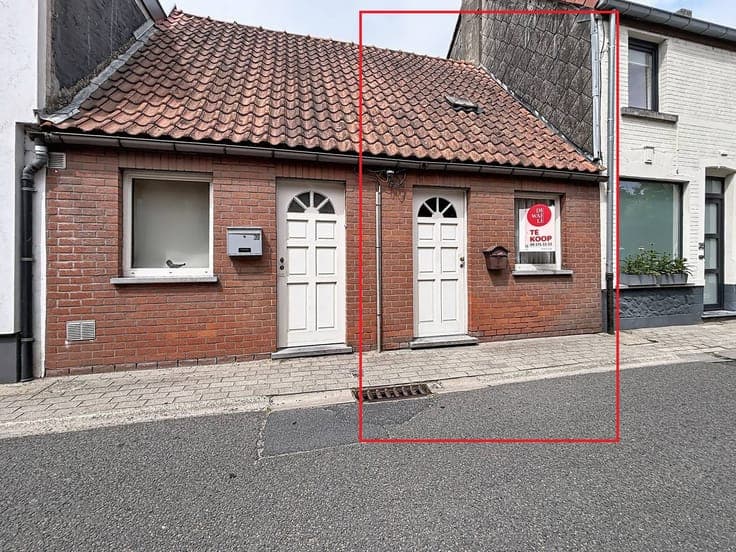 House to renovate with sunny garden in Deinze