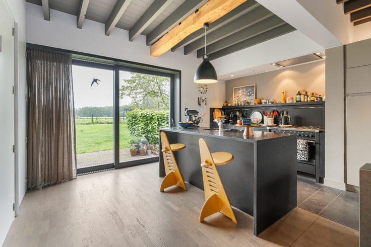 Spacious detached home in Zandbergen