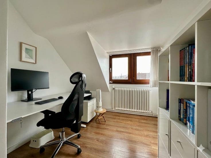 Single-family home: Marcel Thiry district / European School