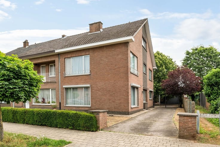 4-slaapkamerwoning met tuin, Hasselt