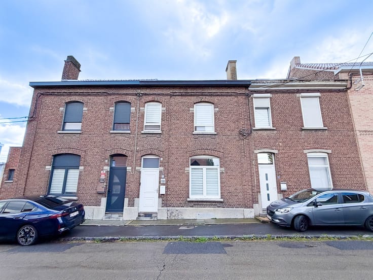 5-slaapkamerwoning met tuin, Forchies-la-Marche