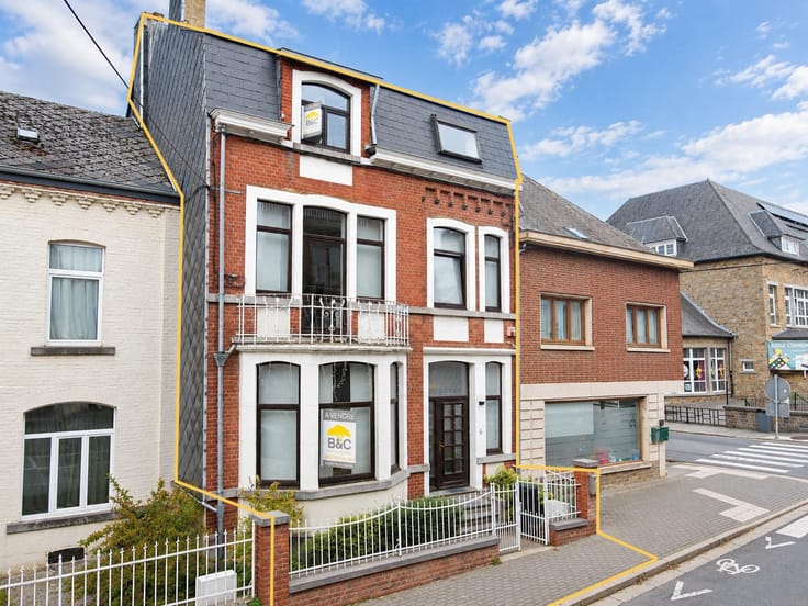 4-slaapkamerwoning met tuin, Ciney