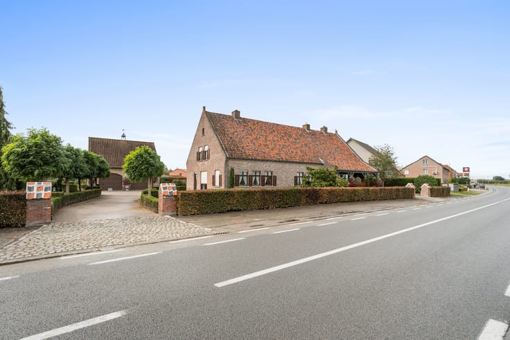 4-slaapkamerwoning met tuin, Sleidinge