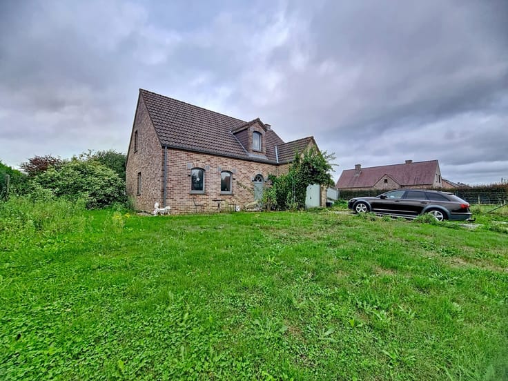 3-slaapkamerwoning met tuin, Jollain-Merlin