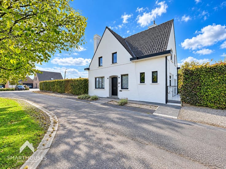 4-slaapkamerwoning met tuin, Staden