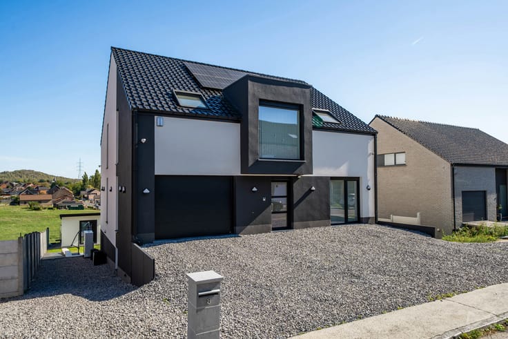 5-slaapkamerwoning met tuin, La Louvière Maurage