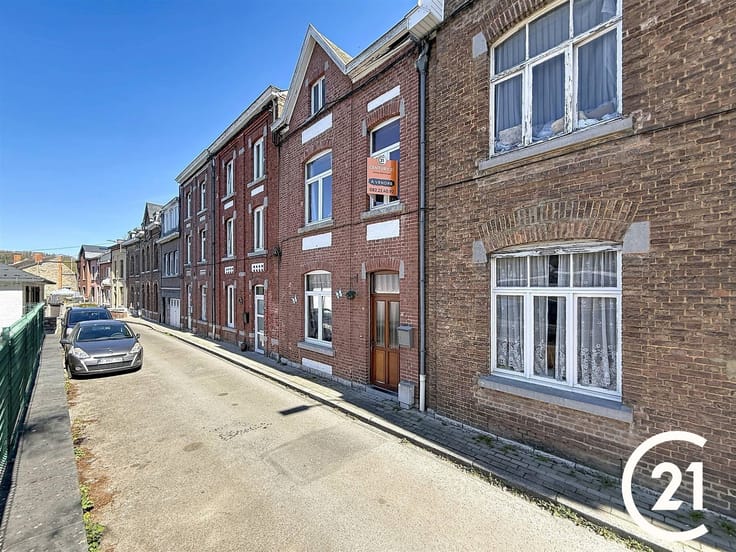 3-slaapkamerwoning met tuin, Dinant
