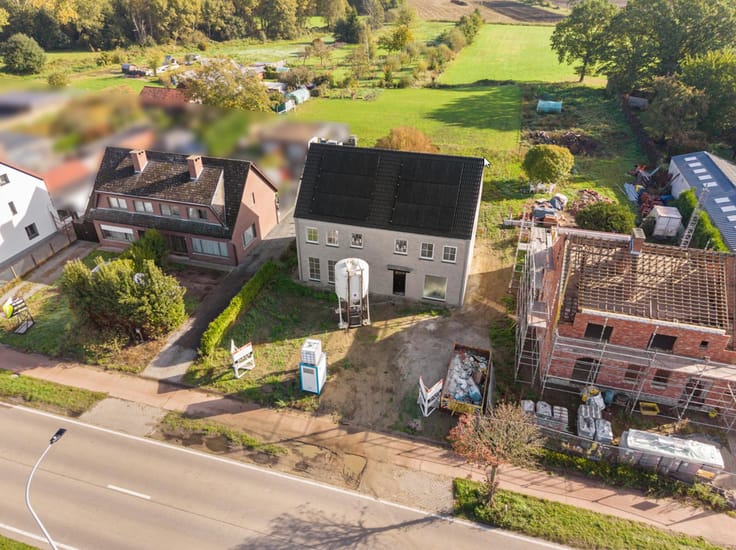 4-slaapkamerwoning met tuin, Geel