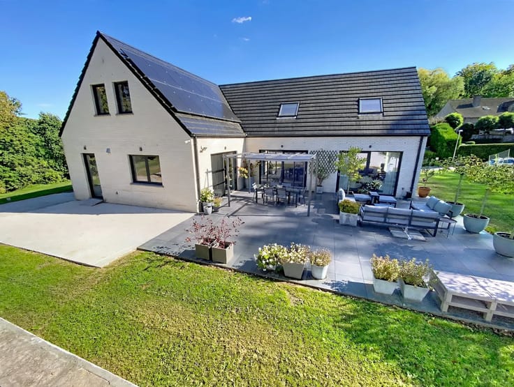 6-slaapkamerwoning met tuin, Bousval