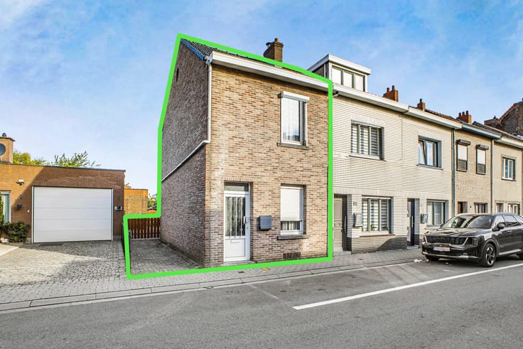 House in Sint-Pieters-Leeuw