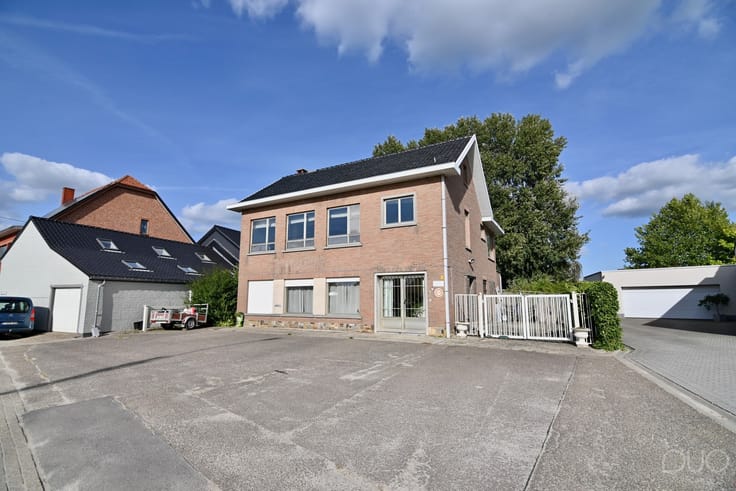 5-slaapkameropbrengsteigendom, Zepperen