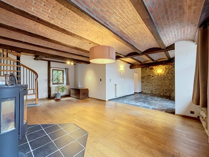 4-slaapkamerwoning met tuin, Ecaussinnes
