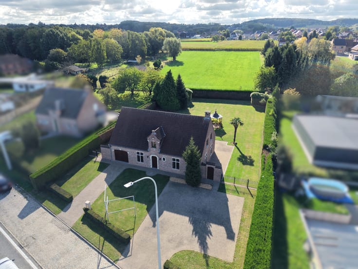 5-slaapkamerwoning met tuin, Ninove