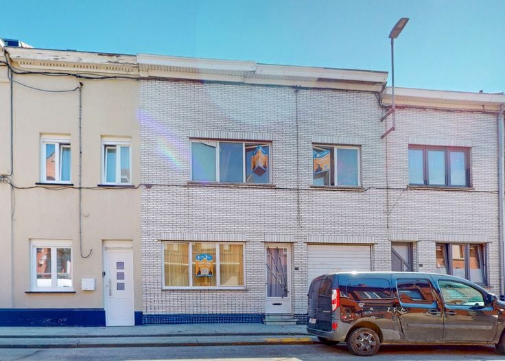 4-slaapkamerwoning, La Louvière