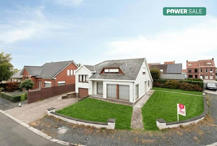 4 bedroom detached house for sale in Anzegem