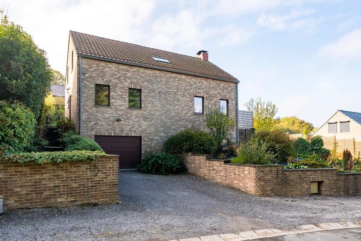 4-slaapkamerwoning met tuin, Jumet