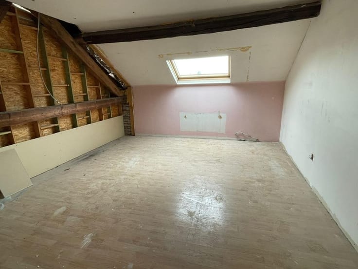 8-slaapkamerwoning met tuin, Charleroi