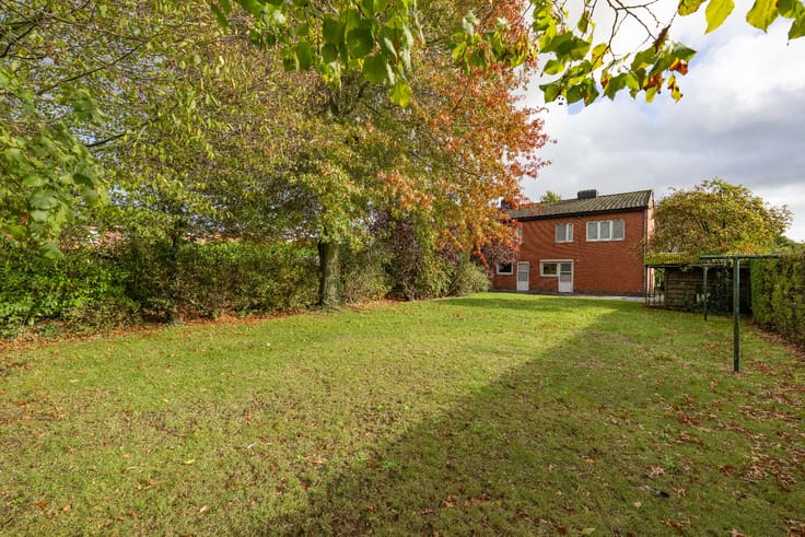 5-slaapkamerwoning met tuin, Gits