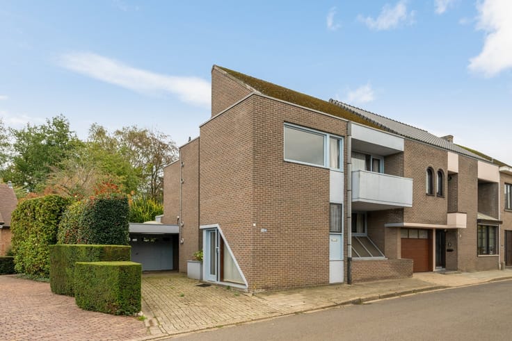 4-slaapkamerwoning, Geel