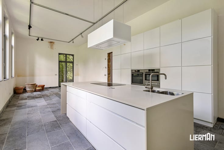 5-slaapkamerwoning met tuin, Ninove